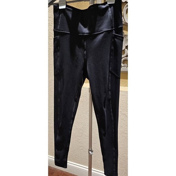 Victoria's Secret Black High-Waisted Pocket Leggings Size 6 - Picture 1 of 13